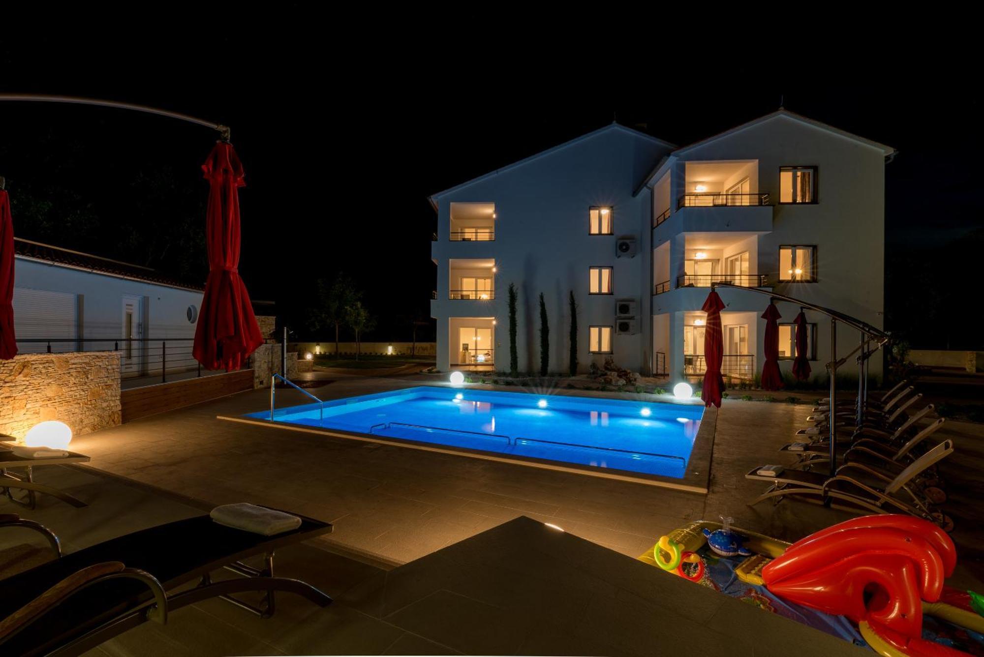 Villa Anja 2Nd Floor Peroj Exteriér fotografie