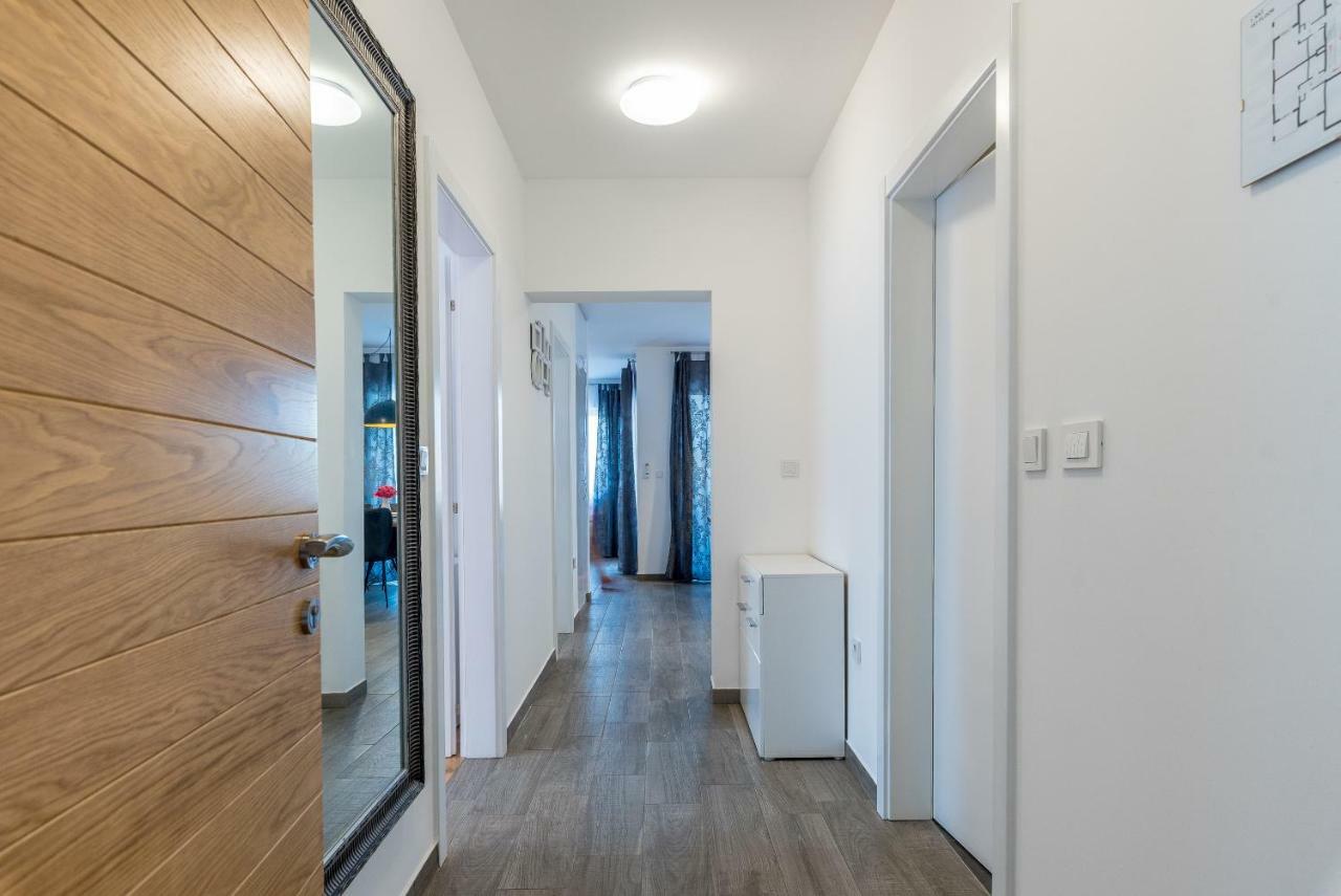 Villa Anja 2Nd Floor Peroj Exteriér fotografie