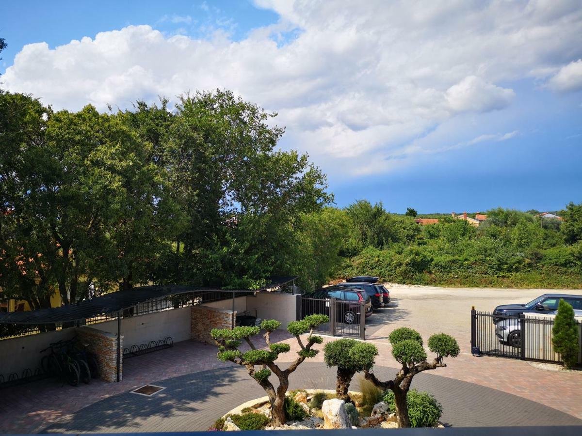 Villa Anja 2Nd Floor Peroj Exteriér fotografie